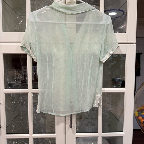 Banana Republic Mint Silk and Lace Button-Down Blouse - Picture 2 of 5